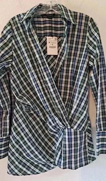 NWT ZARA Women Top Size Medium - Picture 1 of 8